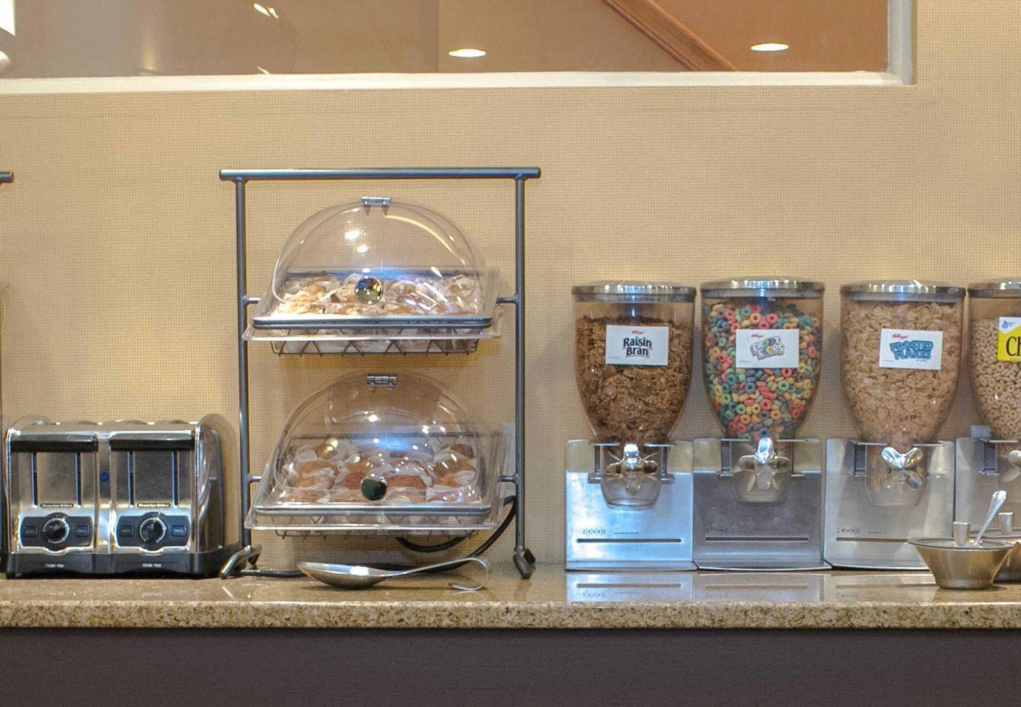 Fairfield Inn By Marriott New York Laguardia Airport/Flushing Esterno foto